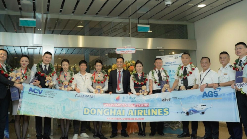 Donghai Airlines launches direct route to Khanh Hoa